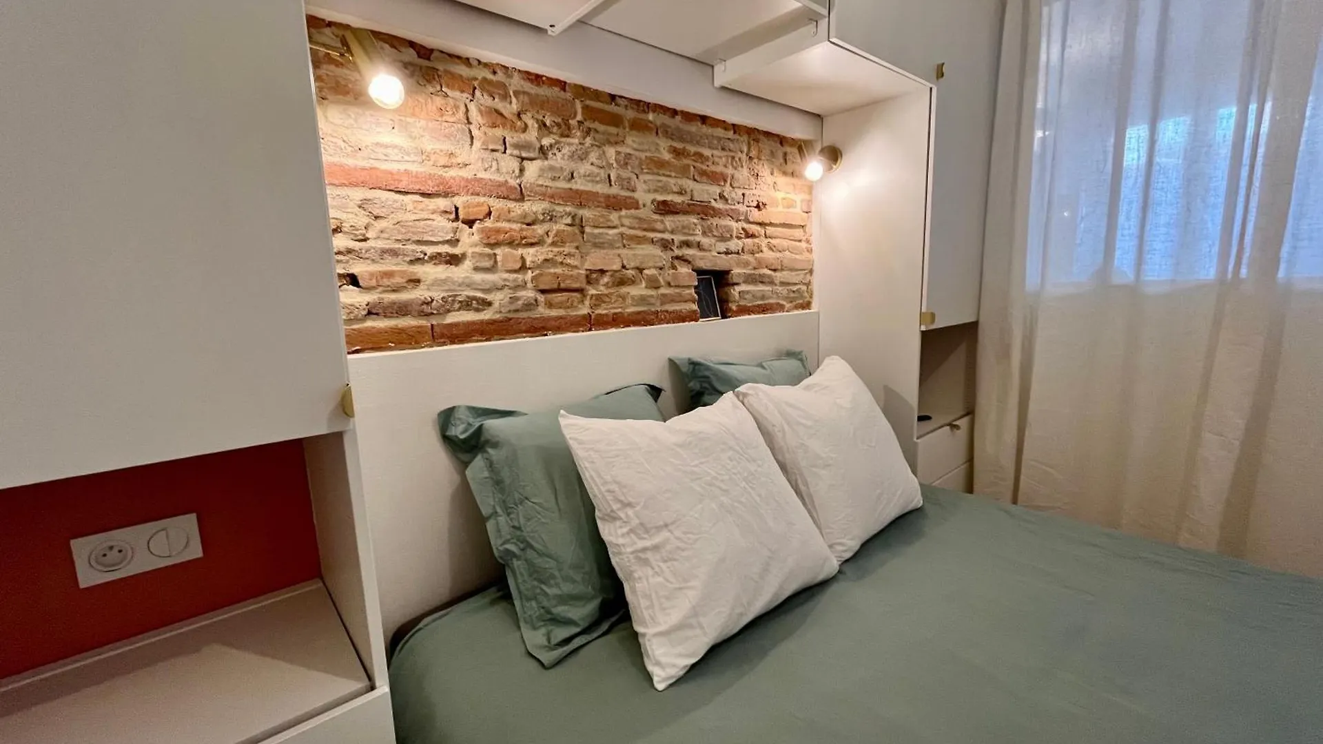 Le Bellegarde - Hypercentre Et Jacuzzi Daire Toulouse